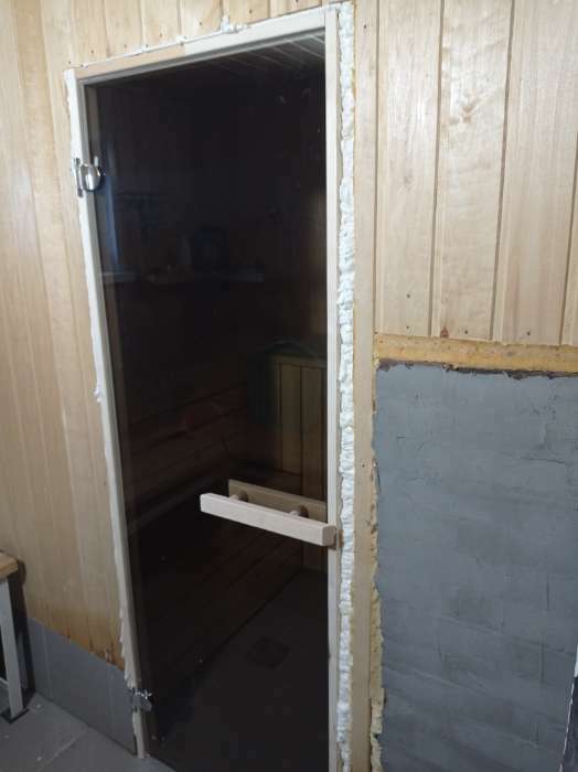 Фотография покупателя товара Дверь для бани и сауны стеклянная "Бронза", размер коробки 190х67, 6мм, левое открывание - Фото 1