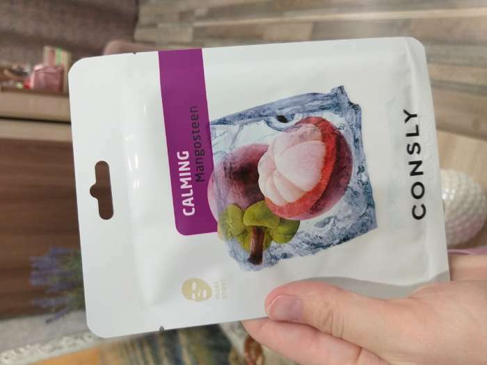 Фотография покупателя товара Успокаивающая тканевая маска Consly с экстрактом мангостина, 20 мл