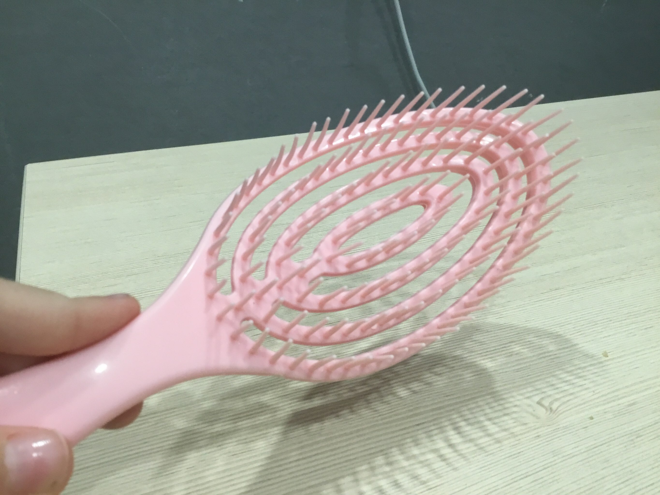 Фотография покупателя товара Расчёска массажная, для сушки волос, 7,5 × 23,5 см, цвет МИКС