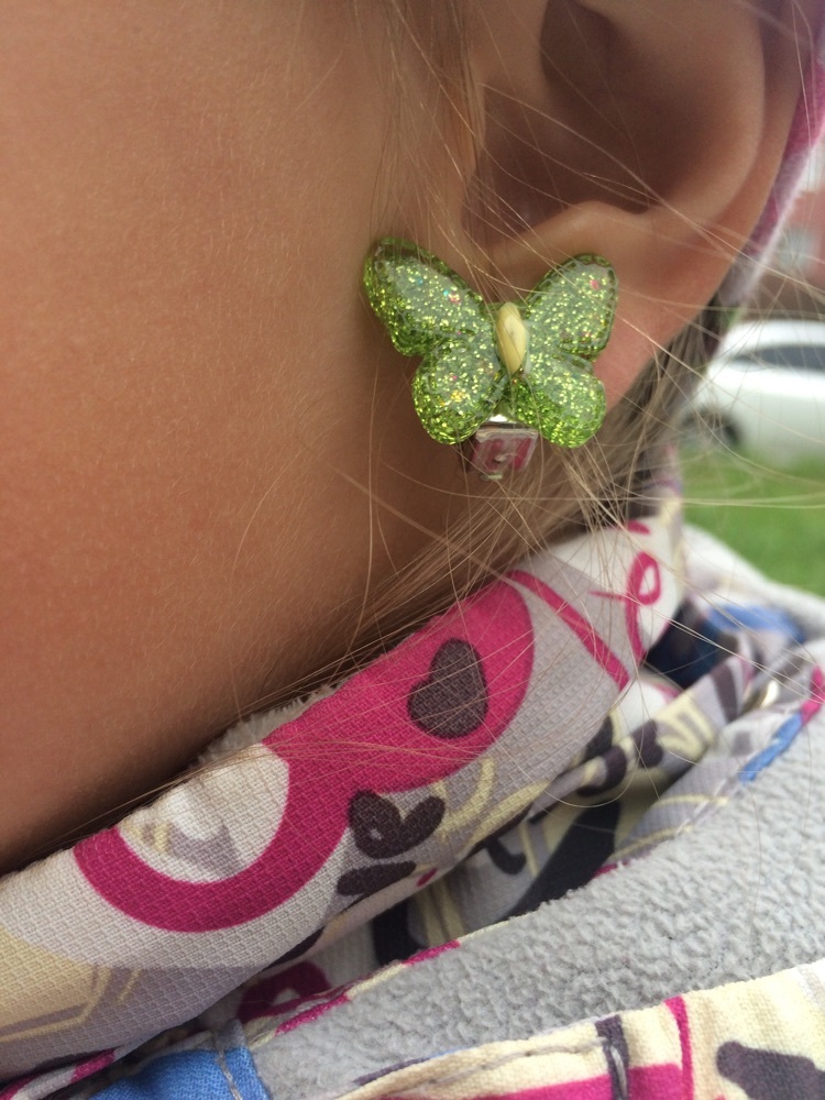 Фотография покупателя товара Клипсы детские «Выбражулька» бабочка блестящая, цвет МИКС - Фото 7