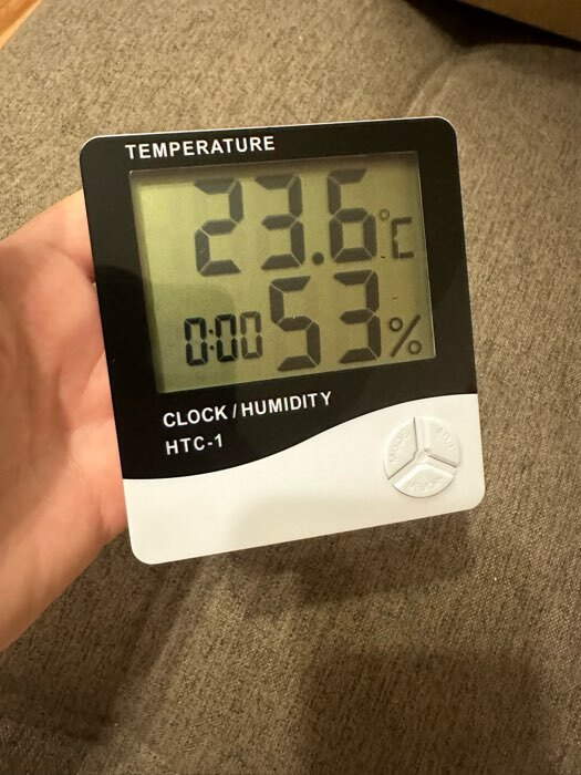 Фотография покупателя товара Часы - будильник электронные "Бируни" настольные с термометром, гигрометром, 10 х 10 см - Фото 3