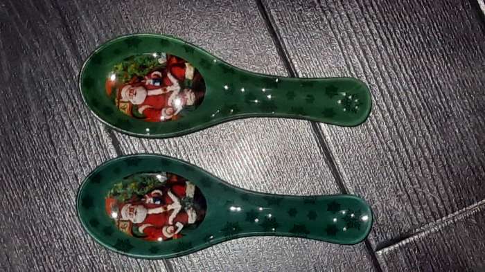 Фотография покупателя товара Подставка стеклянная под ложку Доляна «Счастливый Санта», 21×7,5 см, цвет зелёный - Фото 4