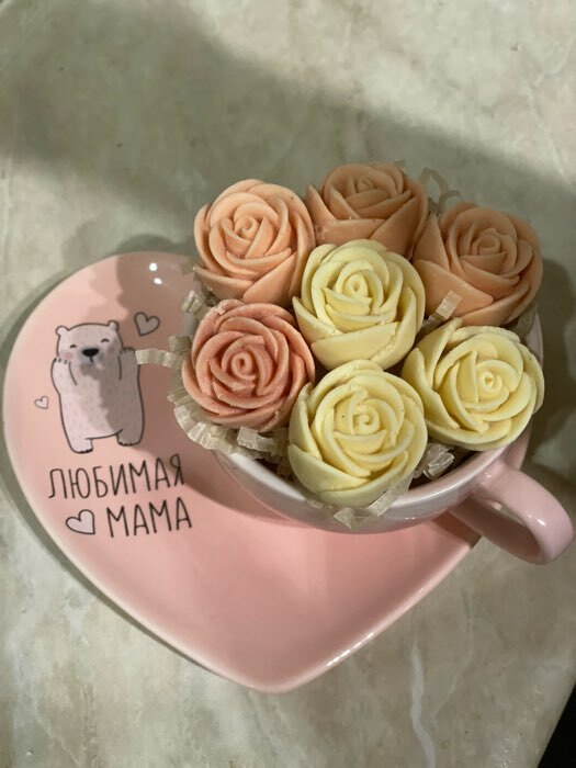 Фотография покупателя товара Подарочный набор керамический «Любимая бабушка»: кружка 120 мл, блюдце, цвет розовый