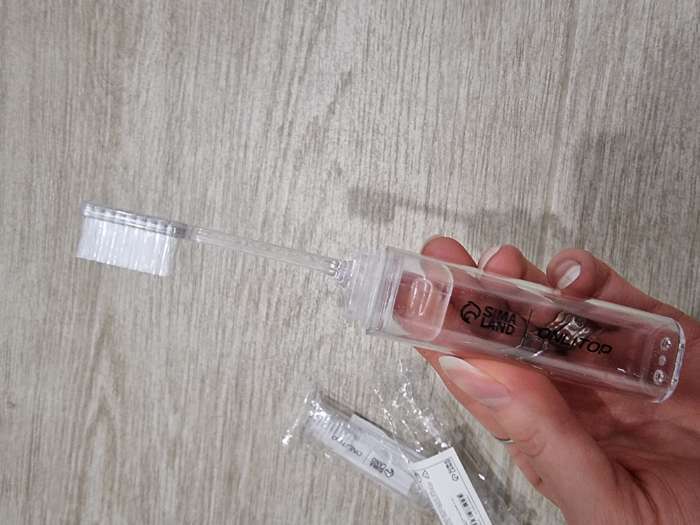 Фотография покупателя товара Зубная щётка, складная, 16 см, цвет прозрачный - Фото 4