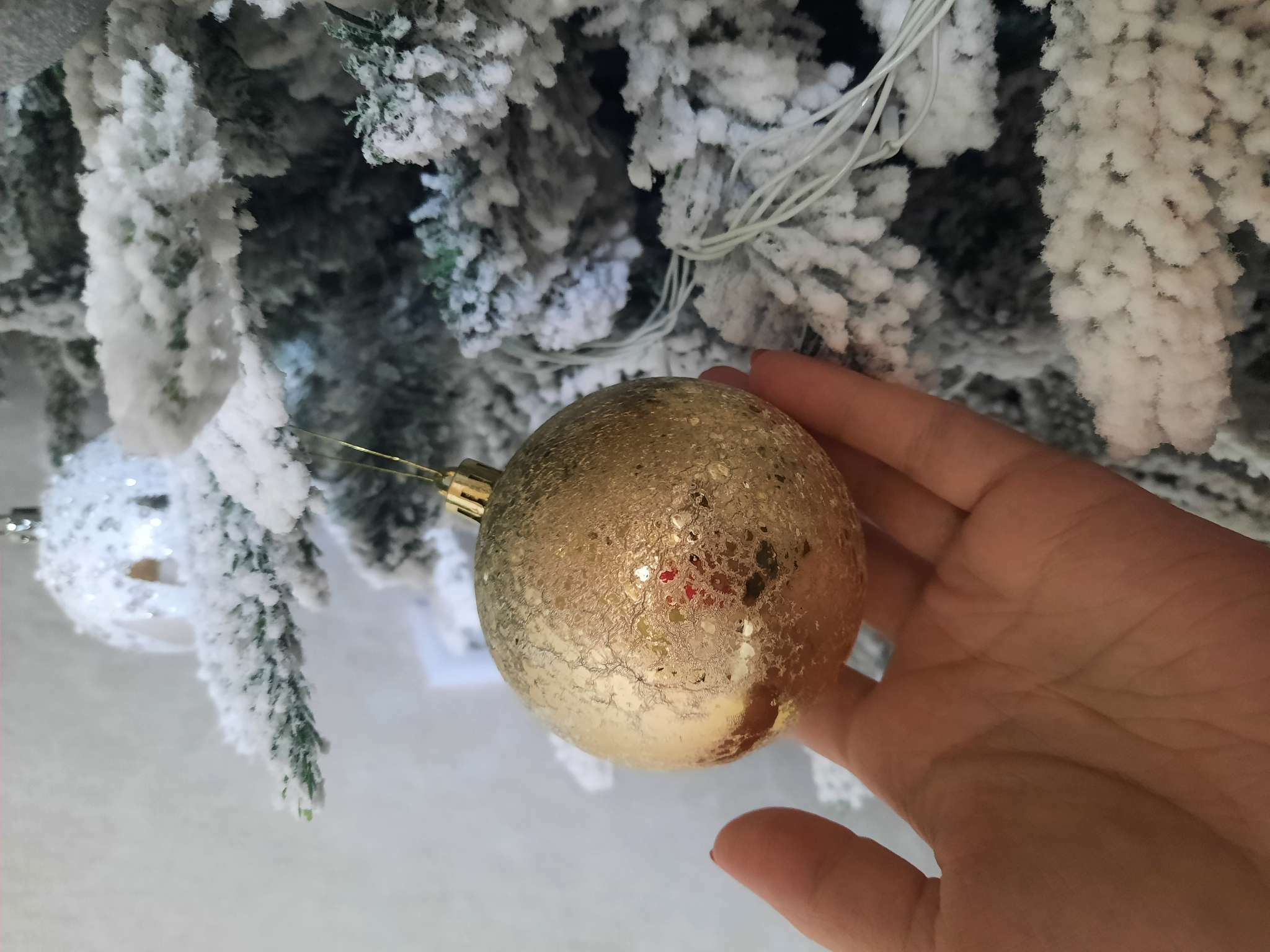 Фотография покупателя товара Ёлочные игрушки «Бахор», шары новогодние, набор 5 шт., d=8 см, блеск, золотистый - Фото 1