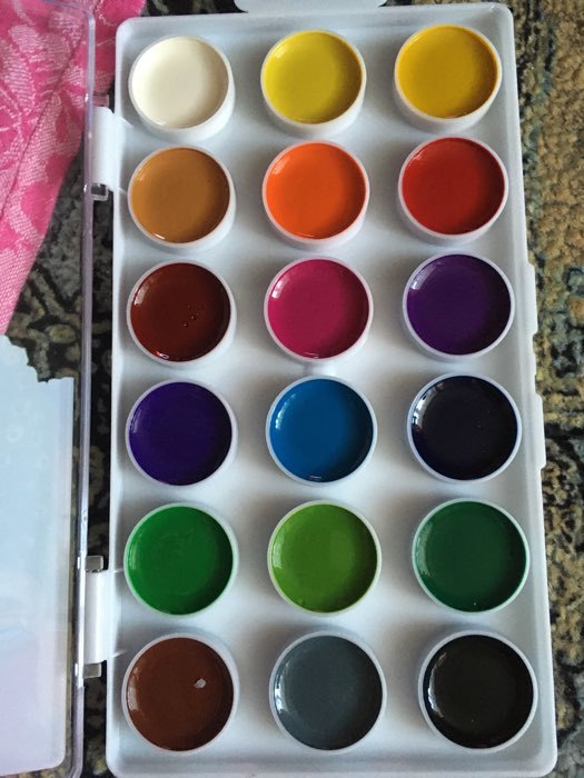 Фотография покупателя товара Акварель 18 цветов ErichKrause ArtBerry, с УФ-защитой, пластик, европодвес, без кисти - Фото 9