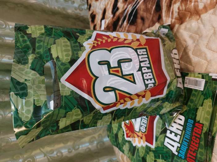 Фотография покупателя товара Пакет подарочный «23 февраля», полиэтиленовый с вырубной ручкой, синий, 30×40 см, 50 мк - Фото 7