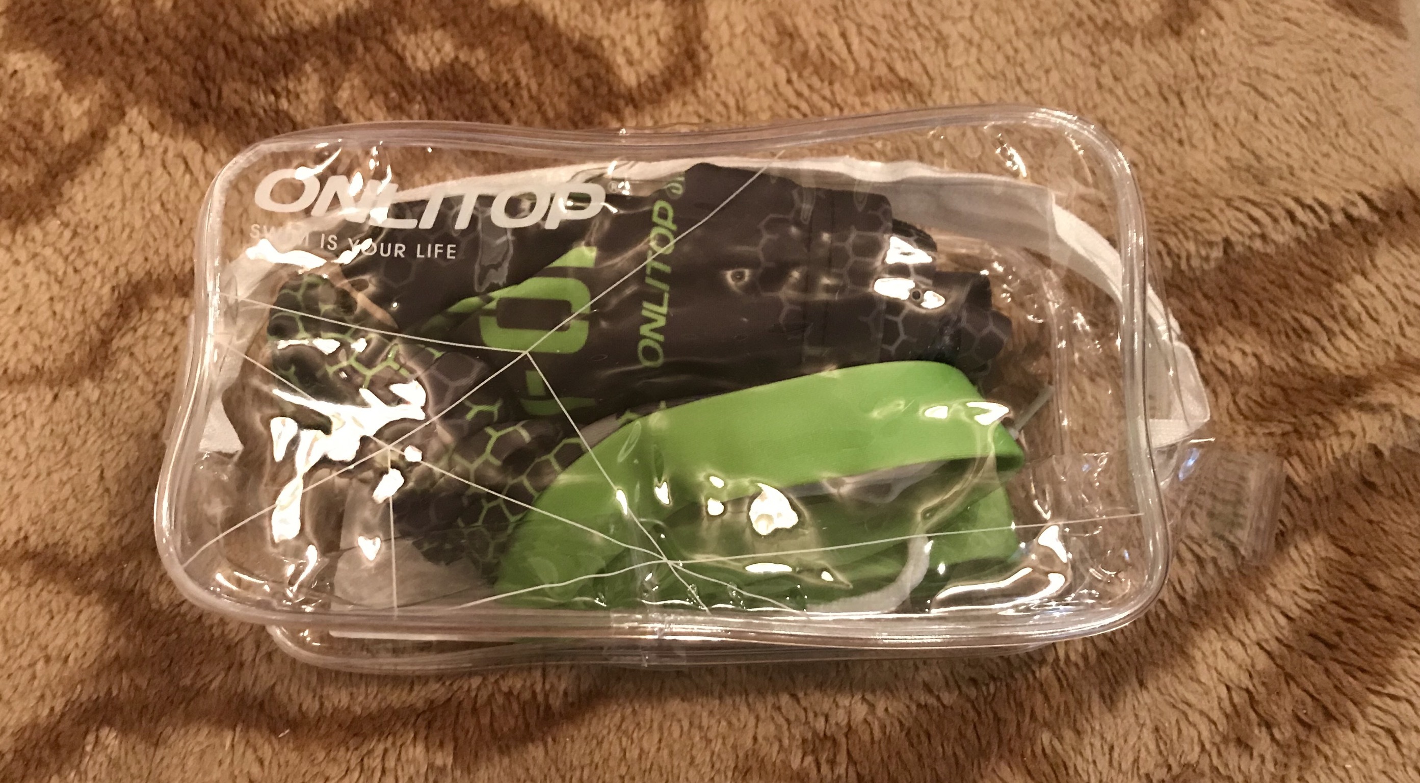 Фотография покупателя товара Комплект для плавания детский (плавки+шапочка) для мальчиков, размер 30, рост 122 см - Фото 1