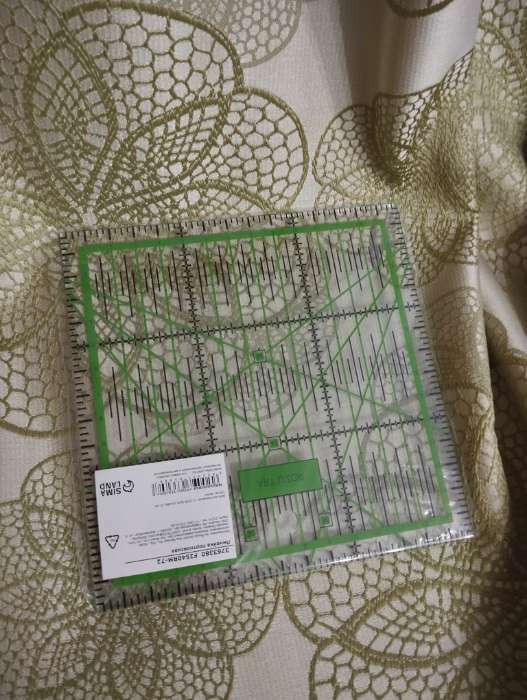 Фотография покупателя товара Линейка для квилтинга и пэчворка, 15×15 см, s=2.5 мм, розовая - Фото 4