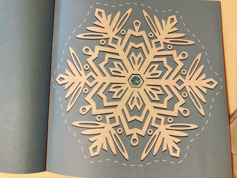 Фотография покупателя товара Аппликации «Объёмные снежинки», 20 стр. - Фото 12