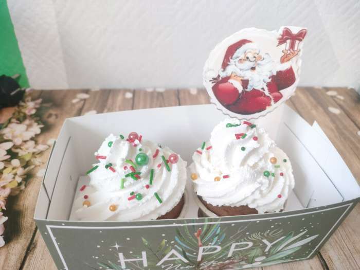 Фотография покупателя товара KONFINETTA Кондитерская посыпка фигурная сахарная «Сказочный Новый год: Снежинки»: красная, золотая, белая, зеленая, 25 г.