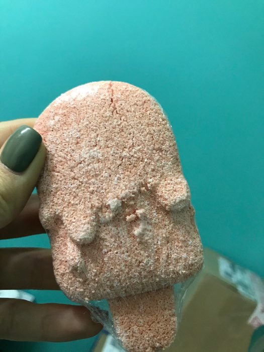 Фотография покупателя товара Бомбочка для ванны "Мороженка" с ароматом шоколада, 100 гр,  розовая - Фото 3
