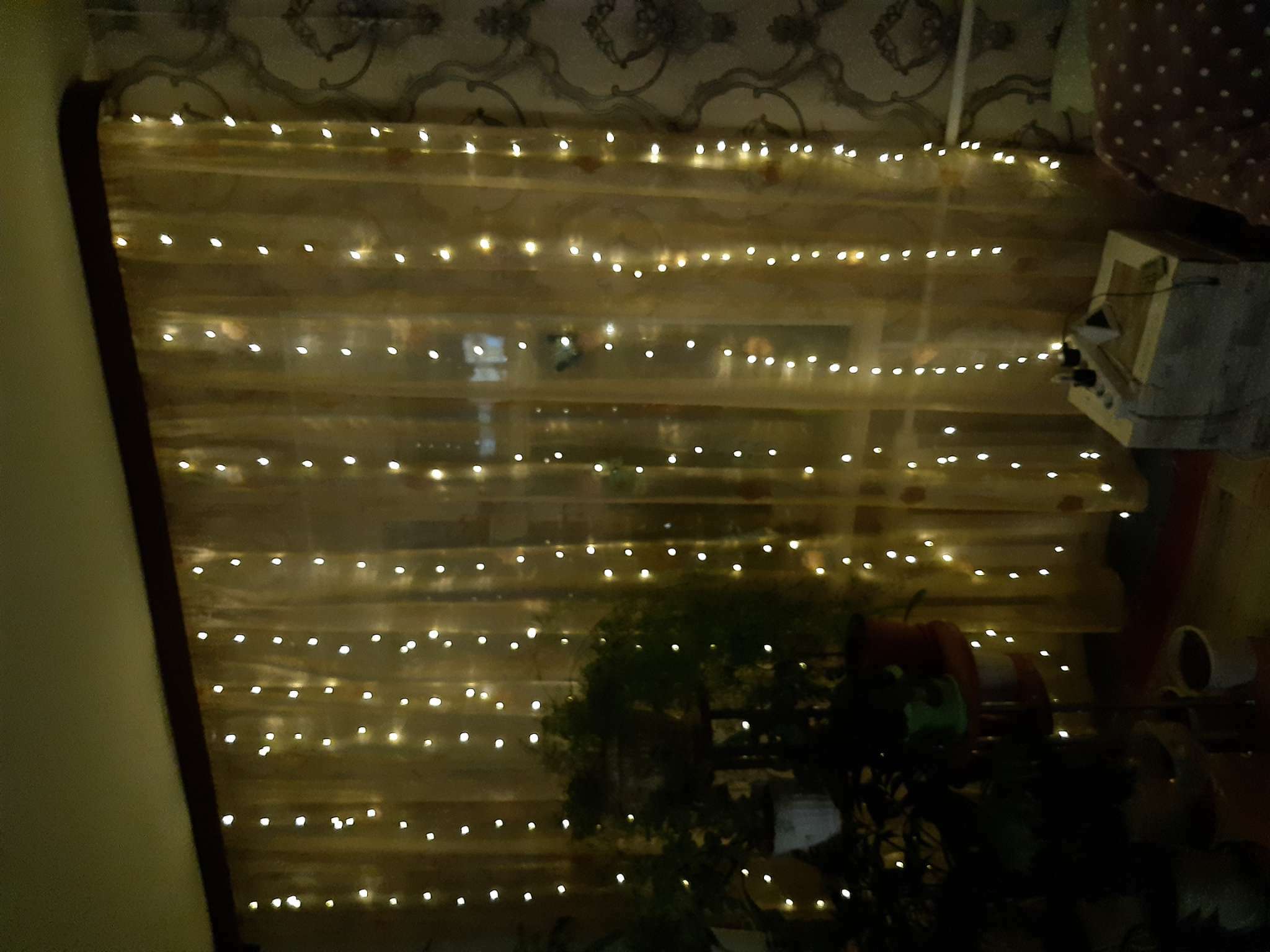 Фотография покупателя товара Гирлянда «Занавес» 2.8 × 3 м роса на крючках, с пультом, IP20, серебристая нить, 300 LED, свечение тёплое белое, 8 режимов, USB