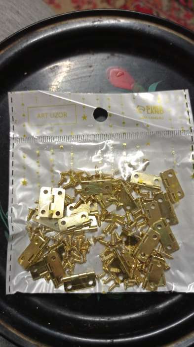Фотография покупателя товара Петля для шкатулки металл с закругленными углами золото + саморезы набор 25 шт 1,6х1,3 см - Фото 2