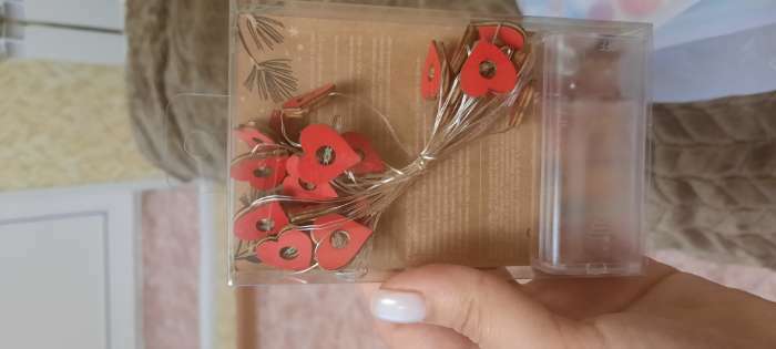 Фотография покупателя товара Гирлянда "Нить", роса с насадками "Сердце белое", 2 м, LED-20-3V, 2*АА, фиксинг, серебристая нить, свечение тёплое белое - Фото 3