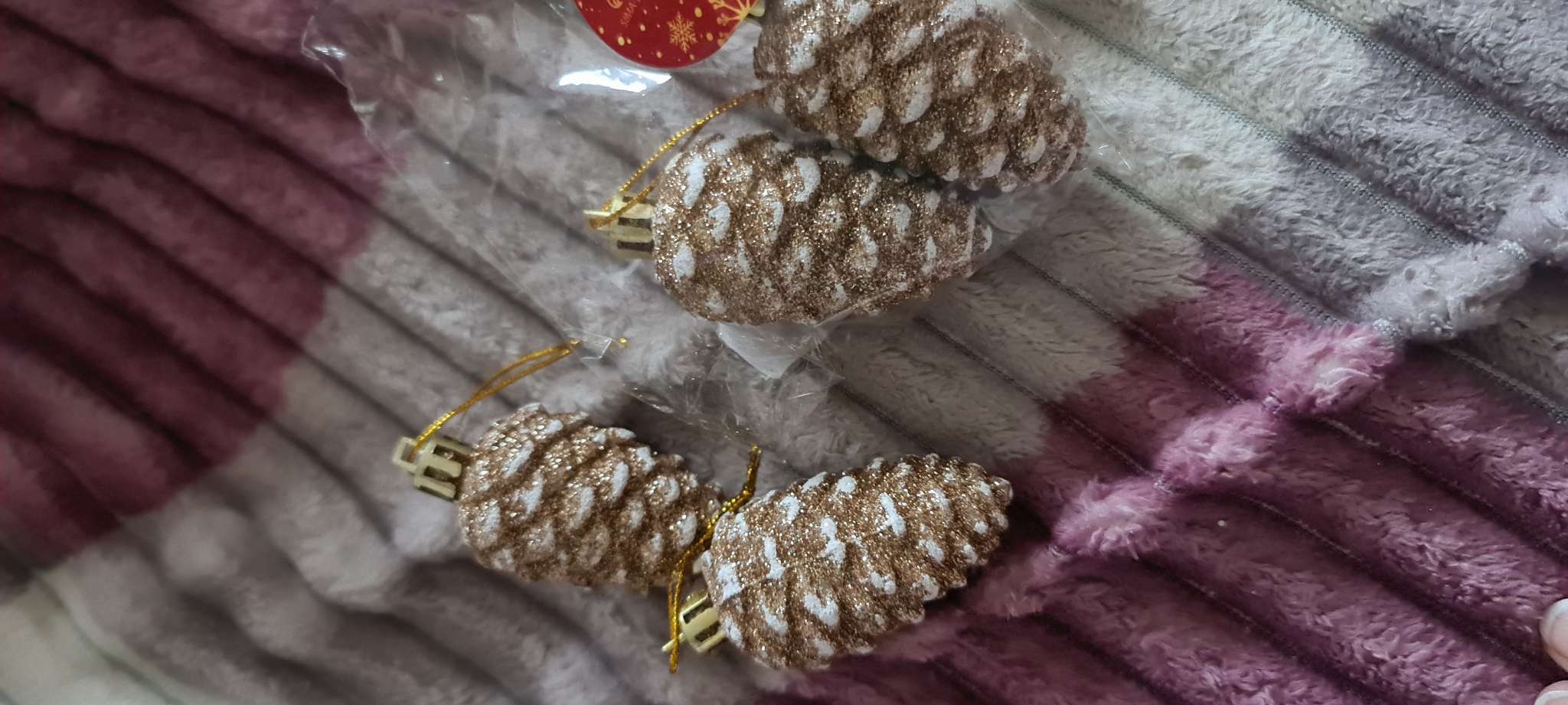 Фотография покупателя товара Ёлочные игрушки 2 шт. «Шишки» 4×10 см, золотисто-белый - Фото 26