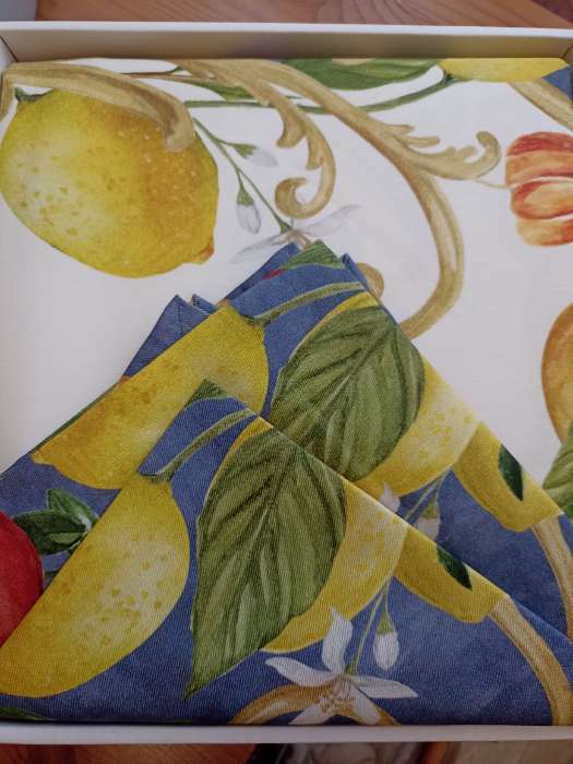 Фотография покупателя товара Скатерть Этель Southern fruits d=148 см с ГМВО, 100% хлопок, саржа 190 гр/м2 - Фото 2