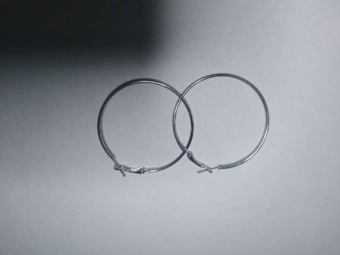 Фотография покупателя товара Серьги-кольца «Классика» d=5 см, цвет МИКС - Фото 2