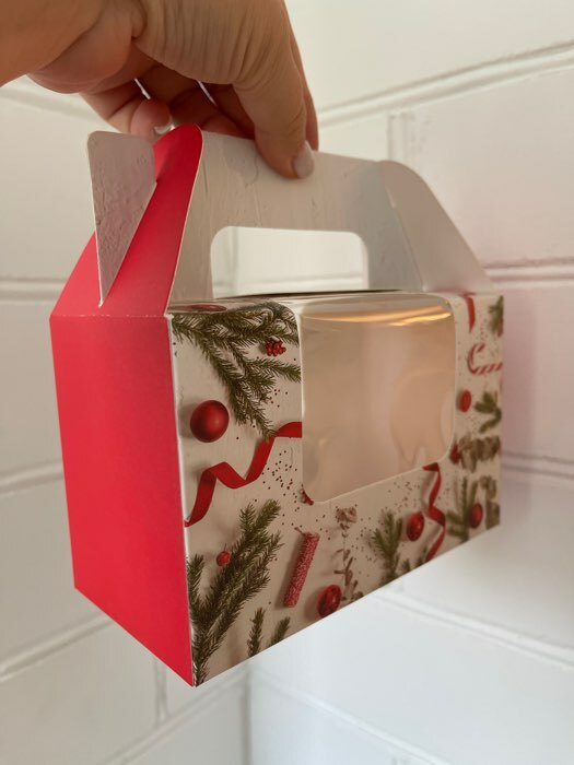Фотография покупателя товара Коробочка для кексов «Happy», 16 х 10 х 8 см, Новый год - Фото 1