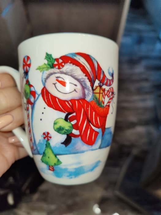 Фотография покупателя товара Кружка фарфоровая Доляна «Довольный снеговик», 350 мл, цвет белый