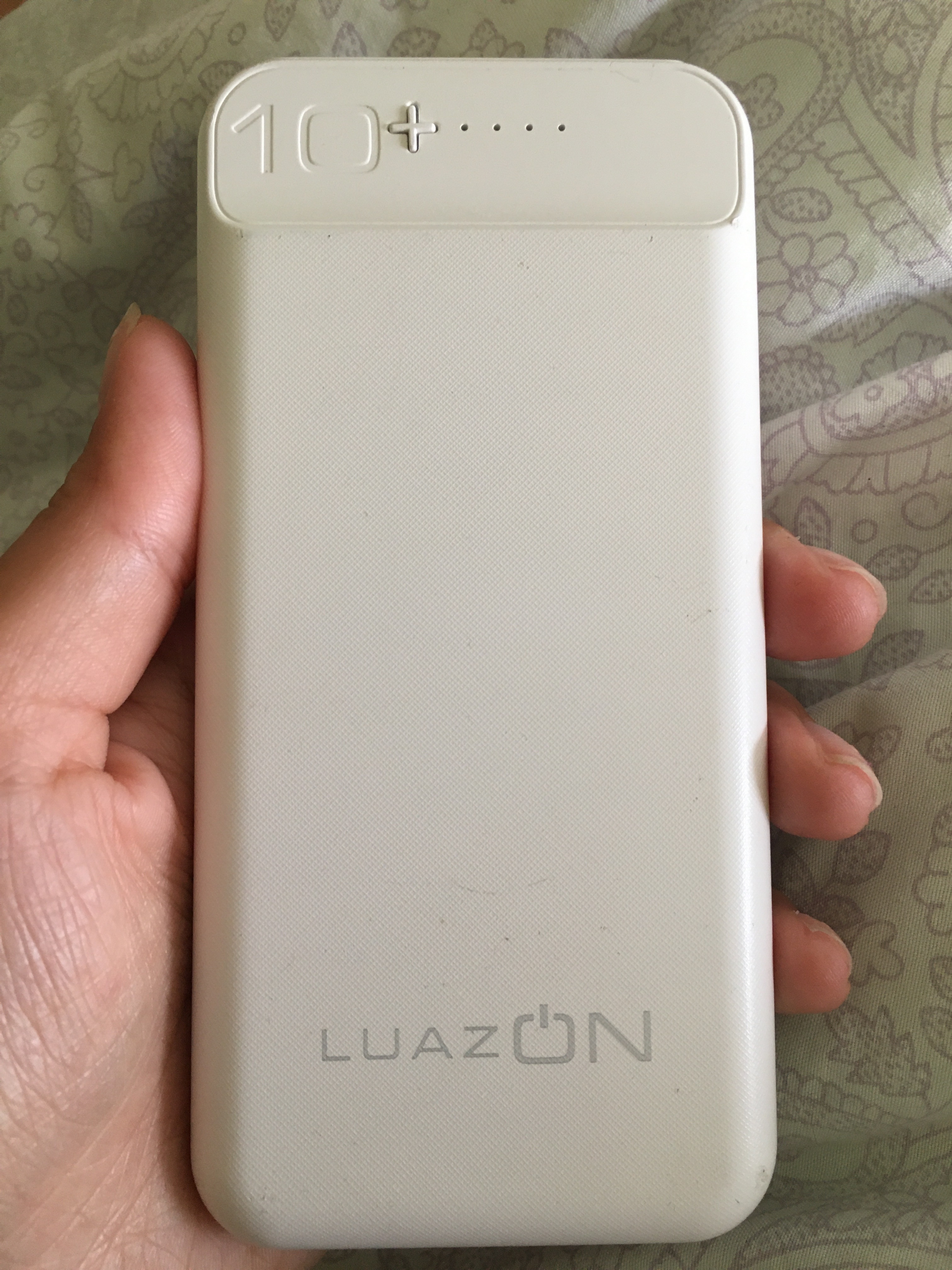 Фотография покупателя товара Внешний аккумулятор LuazON PB-29, Li-Pol, 10000 мАч, 2 USB, Type-C, microUSB, 2.1 A/1 A - Фото 1