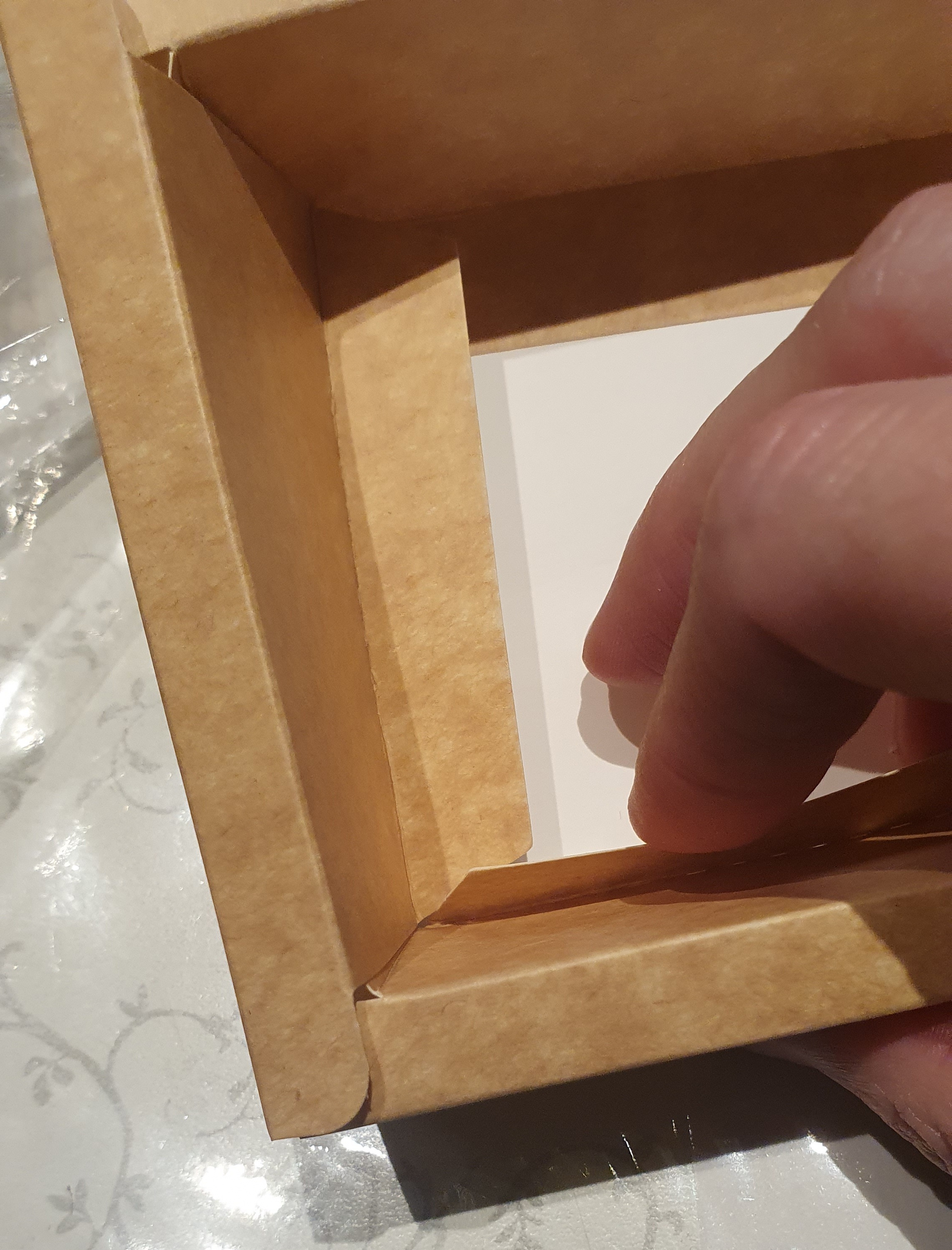 Фотография покупателя товара Коробка для 6 конфет с окном, белая, 13.7×9.85×3.85 см - Фото 24