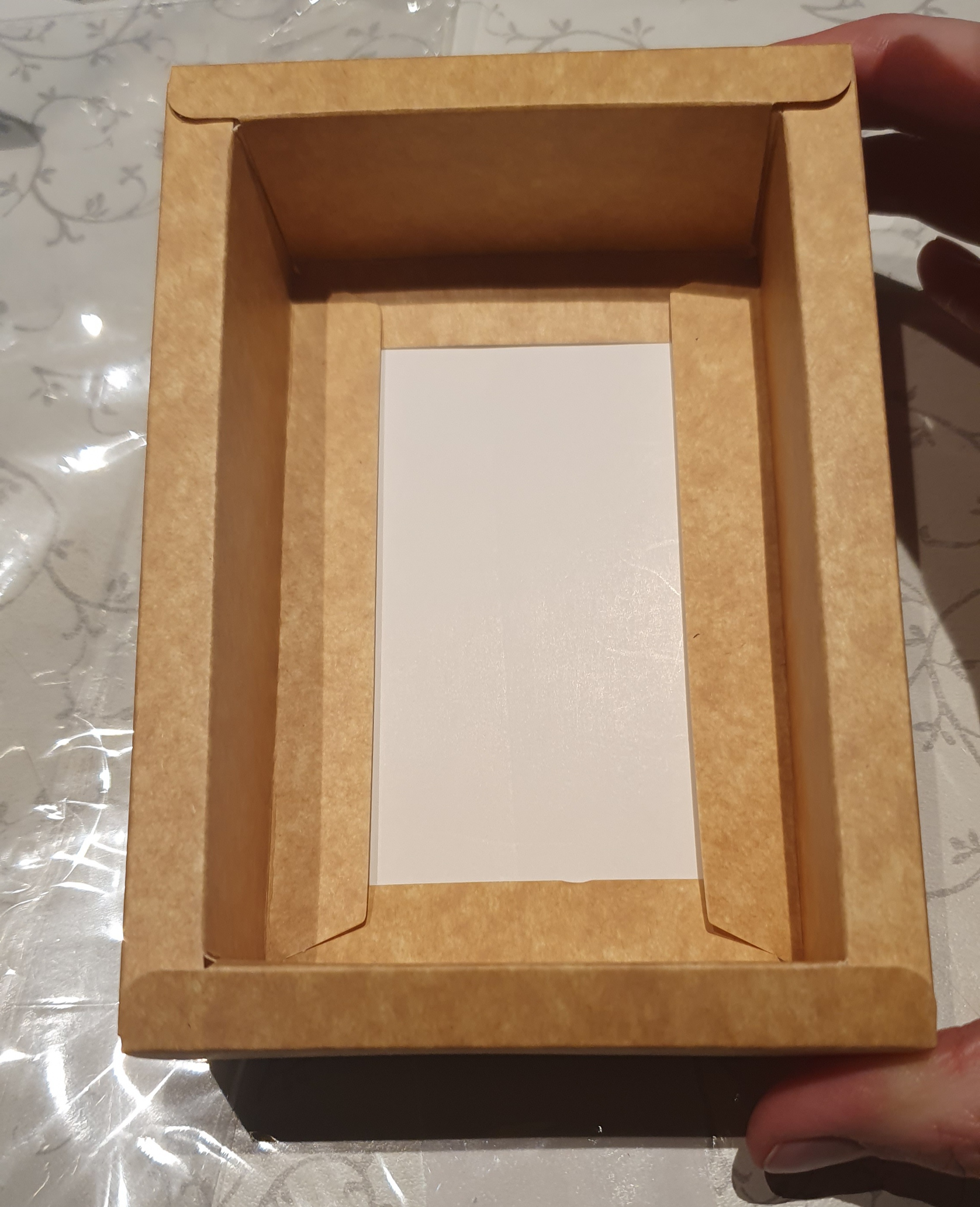 Фотография покупателя товара Коробка для 6 конфет с окном, белая, 13.7×9.85×3.85 см - Фото 26