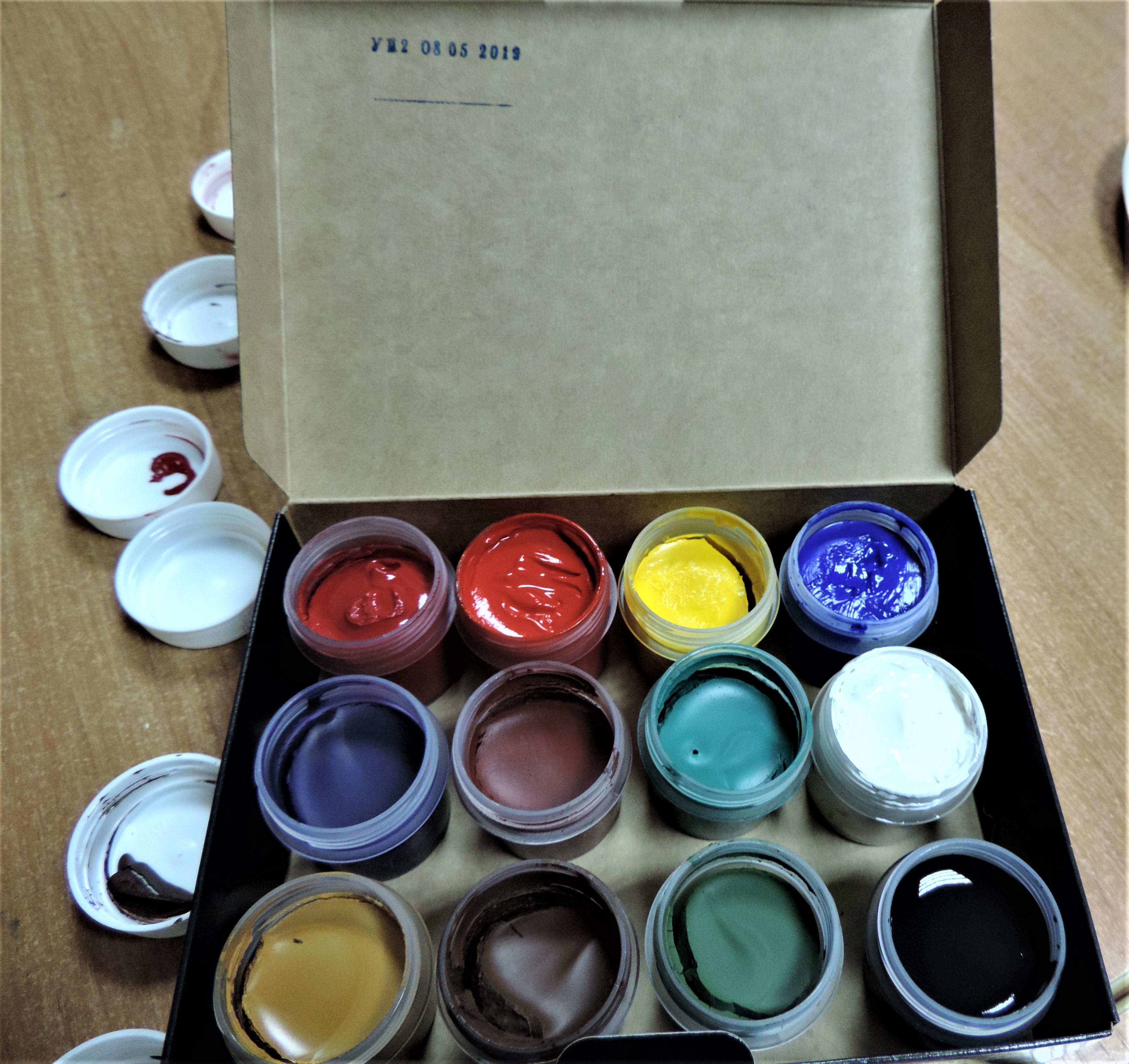 Фотография покупателя товара Гуашь художественная набор 12 цветов х 20 мл, Гамма "Модерн", 221026 - Фото 1