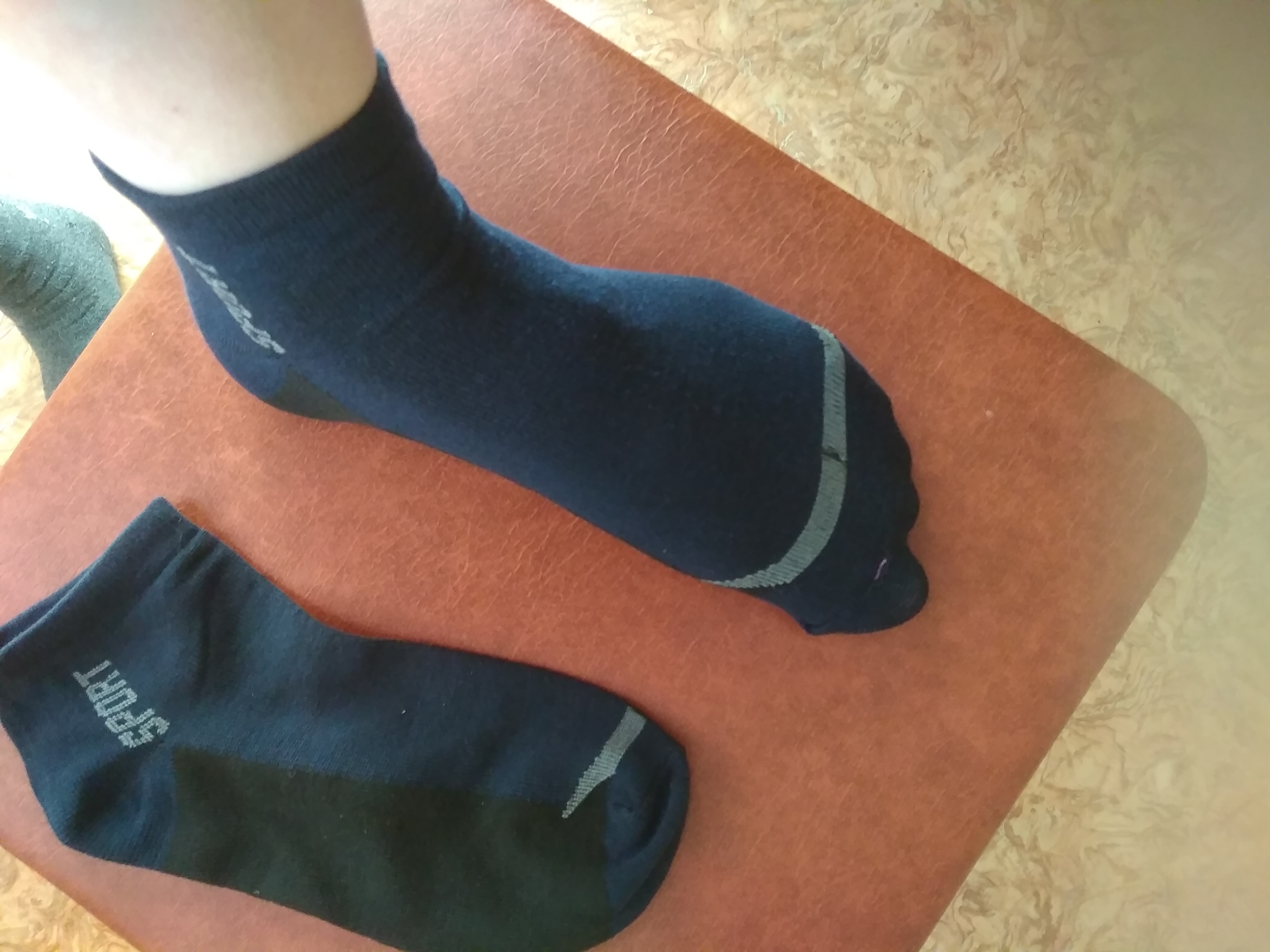 Фотография покупателя товара Сувенир банка "Носки сурового охранника" внутри: мужские носки 10х7,3х7,3 см - Фото 2