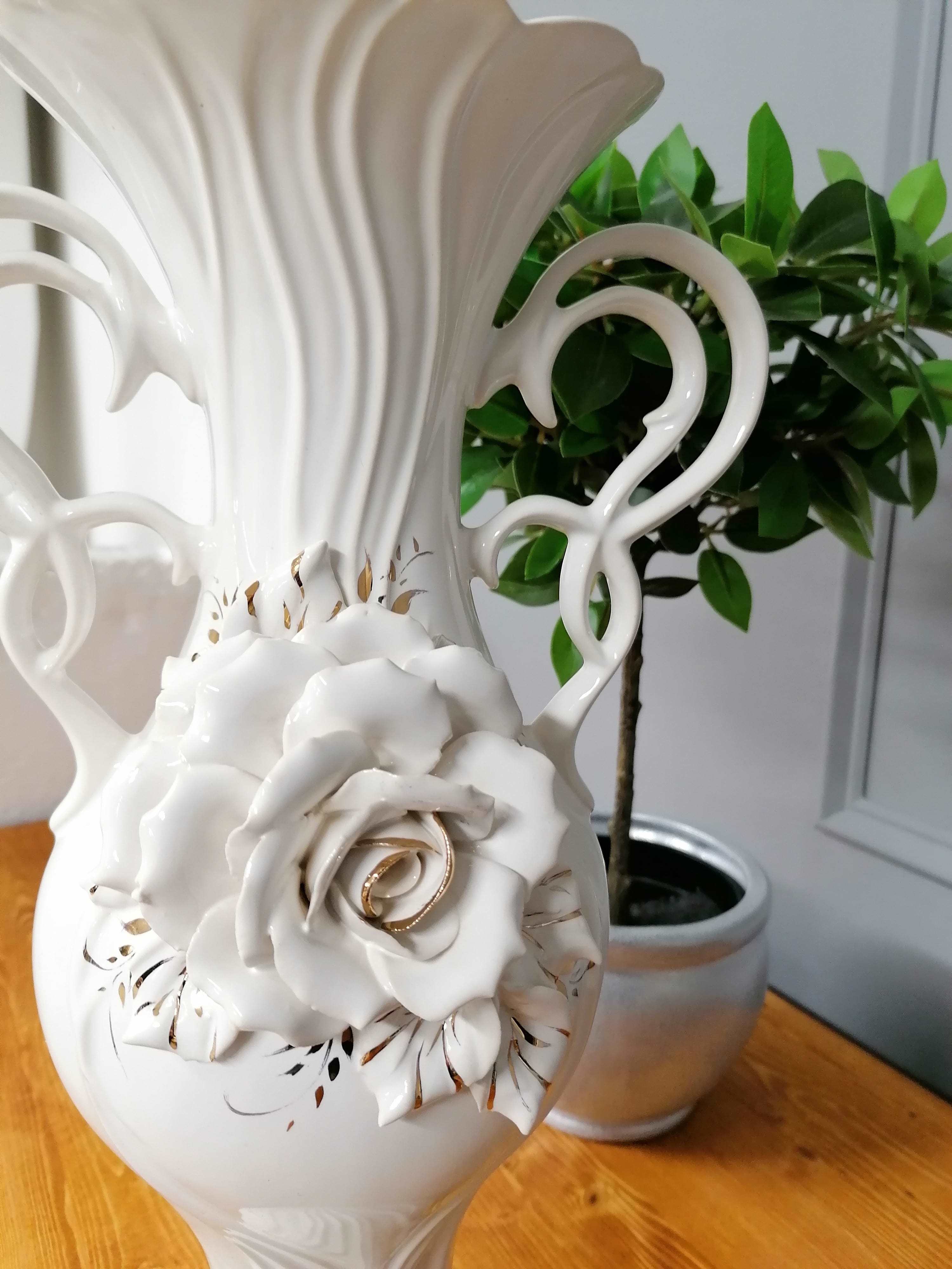 Фотография покупателя товара Ваза керамическая "Жасмин", напольная, лепка, золотистый декор, 40 см, микс - Фото 1