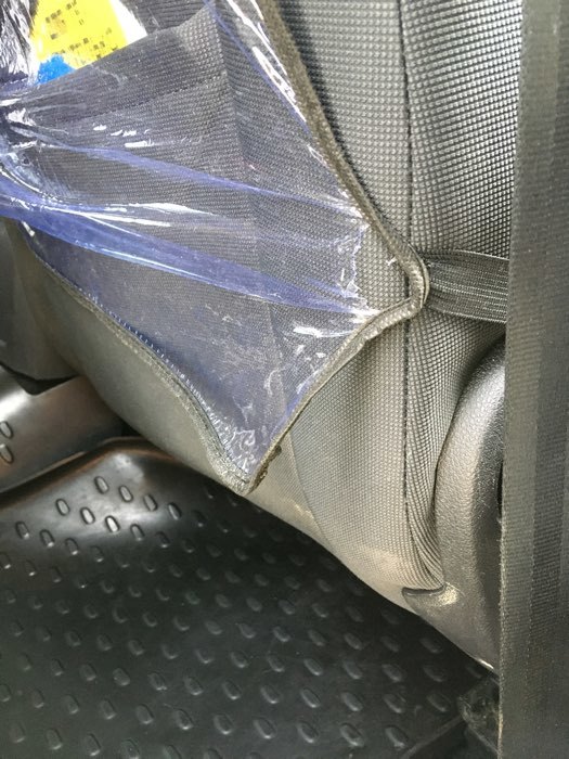 Фотография покупателя товара Защитная накидка на спинку сиденья автомобиля, 2 кармана, 605х400 мм, ПВХ - Фото 7