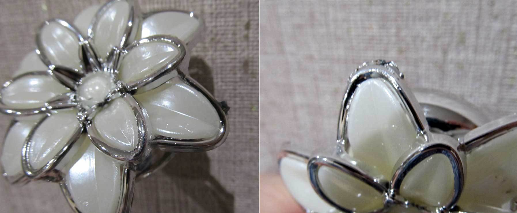 Фотография покупателя товара Подхват для штор «Георгин», d = 6 см, цвет серебряный/белый