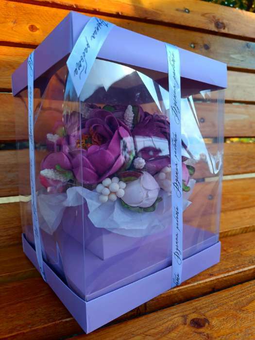 Фотография покупателя товара Коробка подарочная для цветов с вазой и PVC окнами складная, упаковка, «Лаванда», 23 х 30 х 23 см - Фото 1