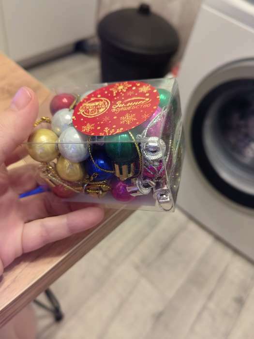 Фотография покупателя товара Ёлочные игрушки «Глянец», шары новогодние, d=2.5 см, набор 12 шт., МИКС - Фото 3