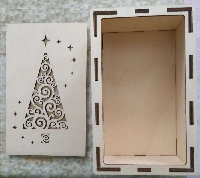 Фотография покупателя товара Коробка деревянная, 15×9.5×5.5 см "Новогодняя. Ёлочка", подарочная упаковка - Фото 1