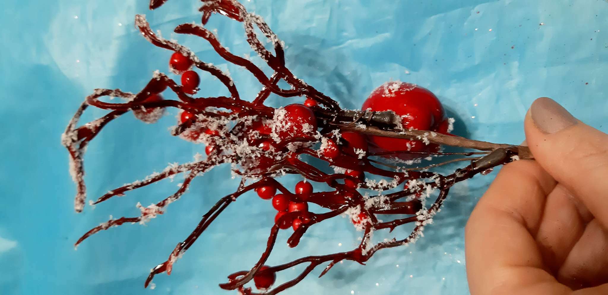 Фотография покупателя товара Декор "Зимнее очарование" подмёрзшие ягоды, 25 см - Фото 2