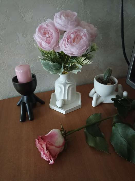 Фотография покупателя товара Свеча - цилиндр, 4×6 см, 9 ч, светло-розовая - Фото 4