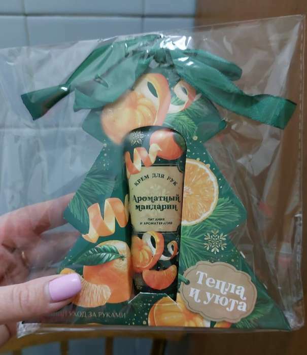 Фотография покупателя товара Крем для рук «Тепла и уюта!», 30 мл, аромат мандарина, ЧИСТОЕ СЧАСТЬЕ - Фото 5
