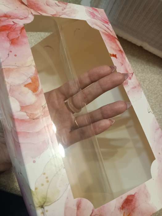 Фотография покупателя товара Коробка складная под зефир, с окном «Розовые цветы», 25 х 15 х 7 см - Фото 4