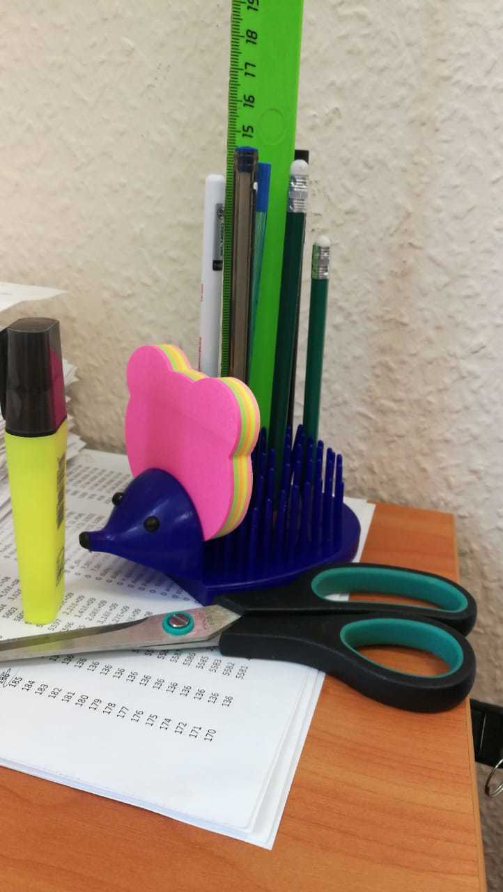 Фотография покупателя товара Подставка для ручек и карандашей "Ёжик", микс - Фото 9