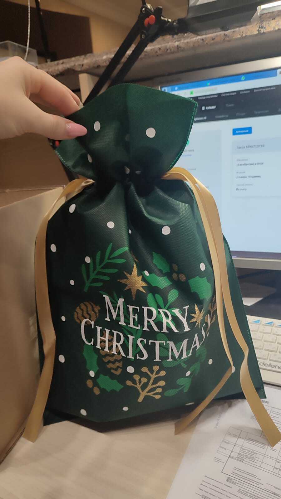 Фотография покупателя товара Мешок подарочный новогодний «Новогоднее чудо», 30×45 см - Фото 4