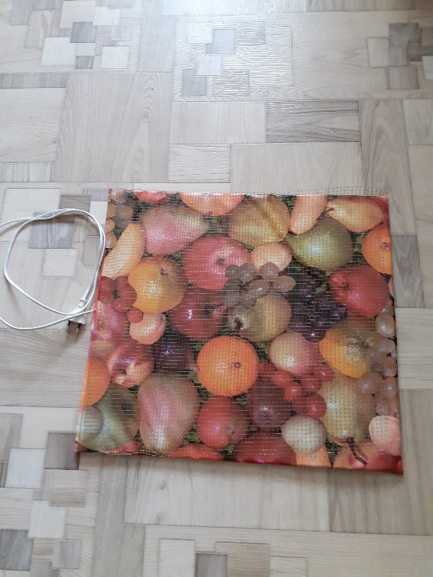 Фотография покупателя товара Сушилка для овощей и фруктов "Самобранка", 100 Вт, 50 х 50 см, рисунок "Фрукты микс"