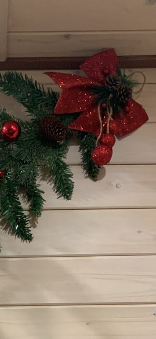 Фотография покупателя товара Украшение новогоднее "Бант с декором" 16х18,5 см, красный - Фото 2