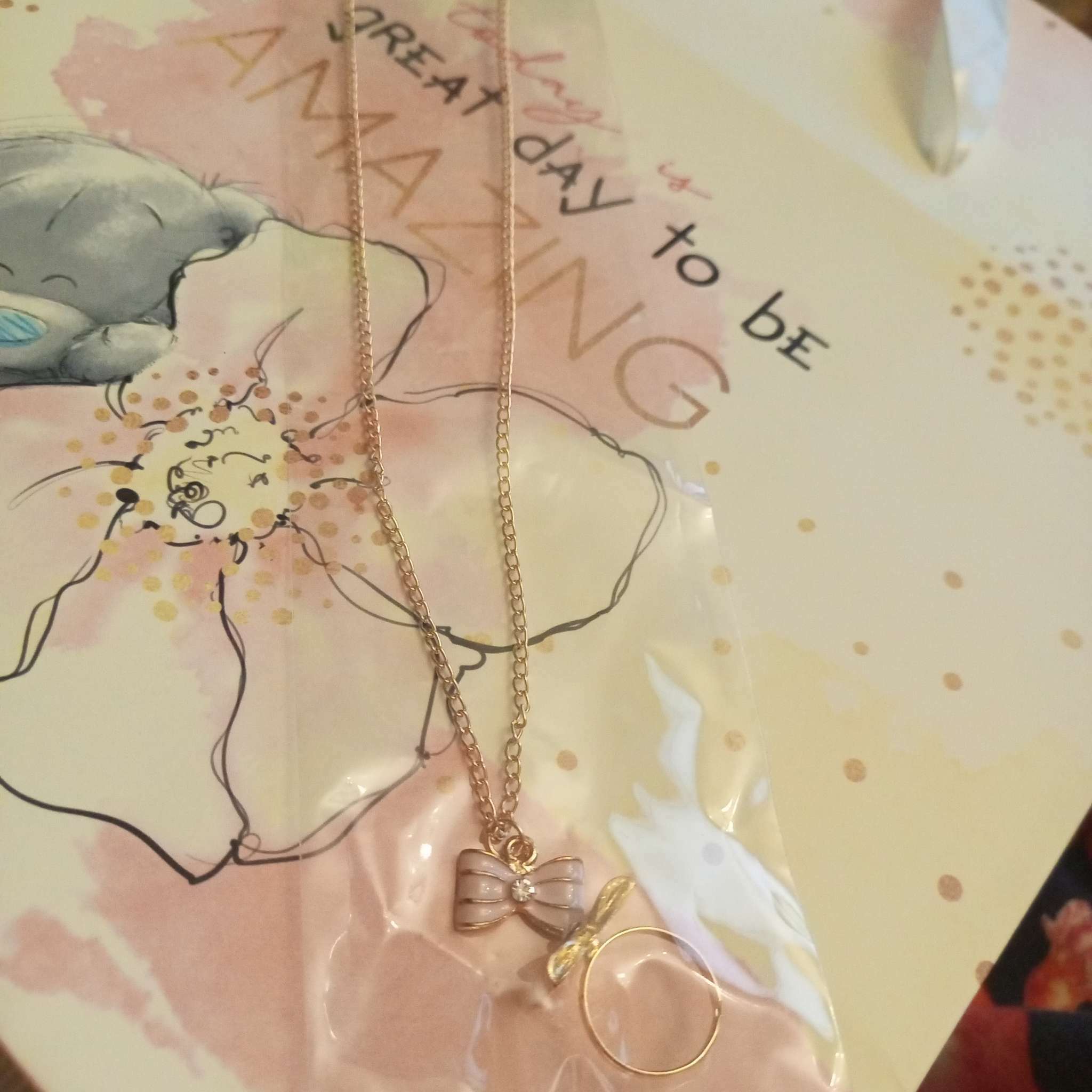 Фотография покупателя товара Набор детских украшений Выбражулька «Бантик», 2 предмета: кулон, кольцо, розовый - Фото 1