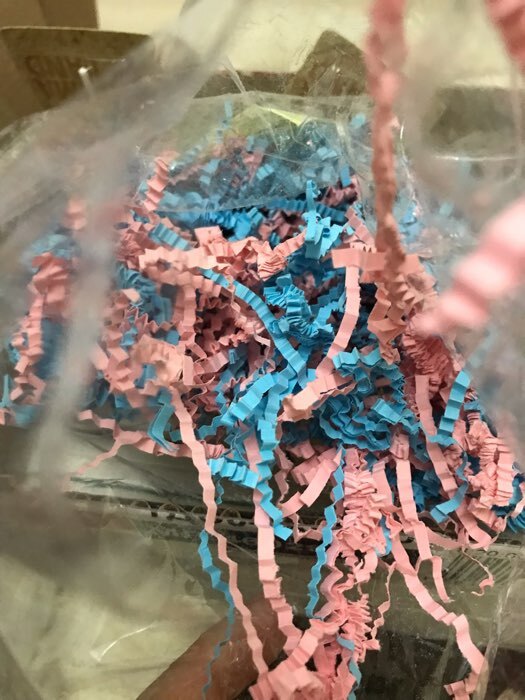 Фотография покупателя товара Наполнитель бумажный для подарков, глазурь, 50 г - Фото 1