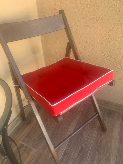 Фотография покупателя товара Подушка на стул 38х38 см, h 5 см, цвет красный, велюр, поролон, кант - Фото 2