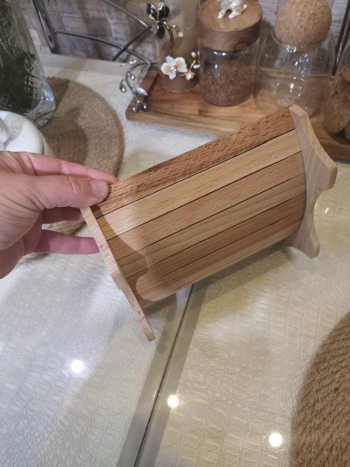 Фотография покупателя товара Хлебница деревяннaя Премиум «Хозяюшкa», 18×17×7 см, бук - Фото 4