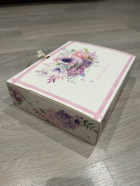 Фотография покупателя товара Коробка подарочная, упаковка, «Счастья в душе», 31 х 24.5 х 8 см - Фото 2