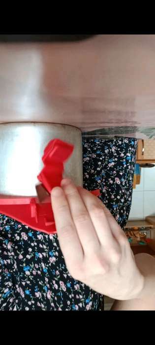 Фотография покупателя товара Дуршлаг-слив кухонный на прищепке Доляна, 12×18,5 см, цвет МИКС - Фото 11