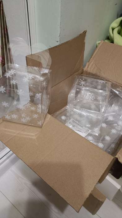 Фотография покупателя товара Коробка подарочная новогодняя складная ПВХ «Праздничное настроение» 11×11×11 см . - Фото 18